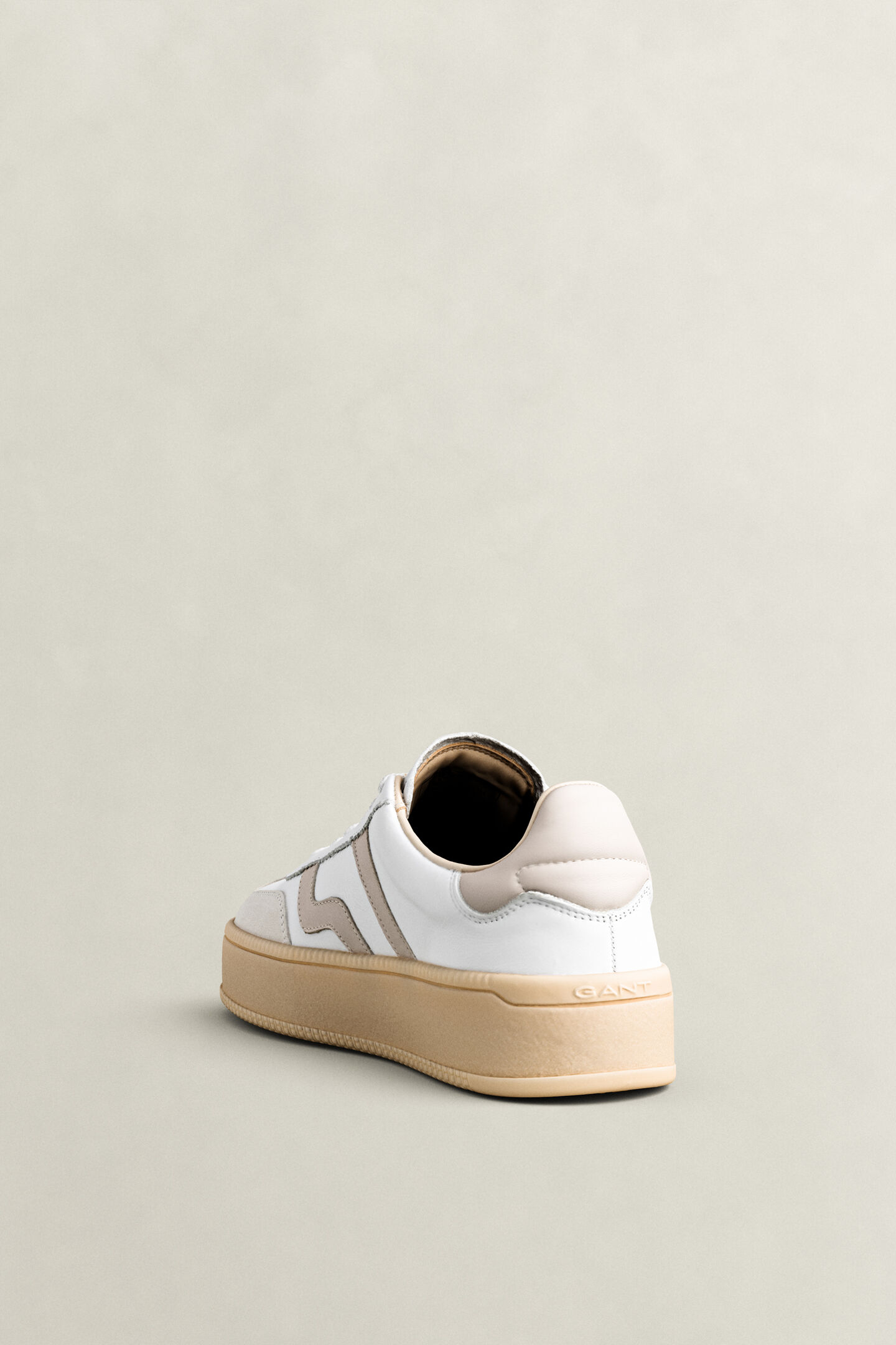 Cuzmani Leather Sneakers