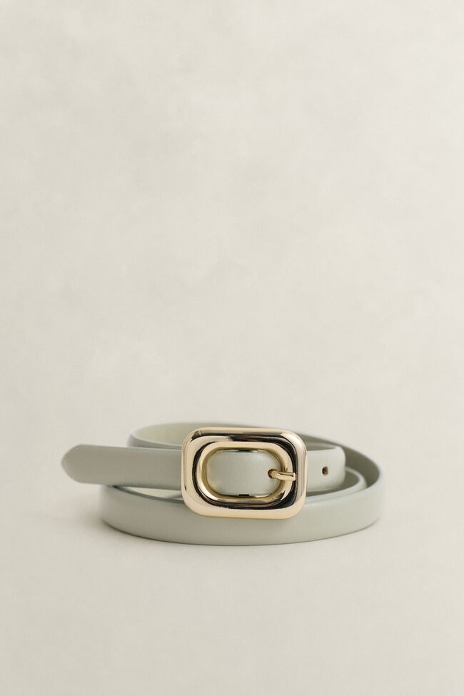 Rounded Buckle Leather Belt