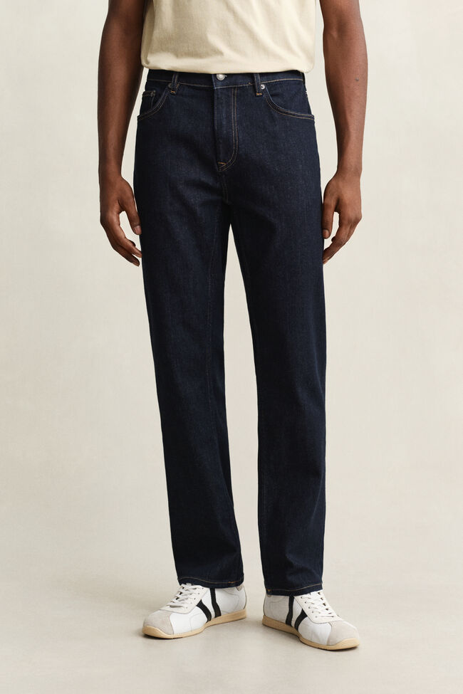 Regular Fit Clean Wash Jeans