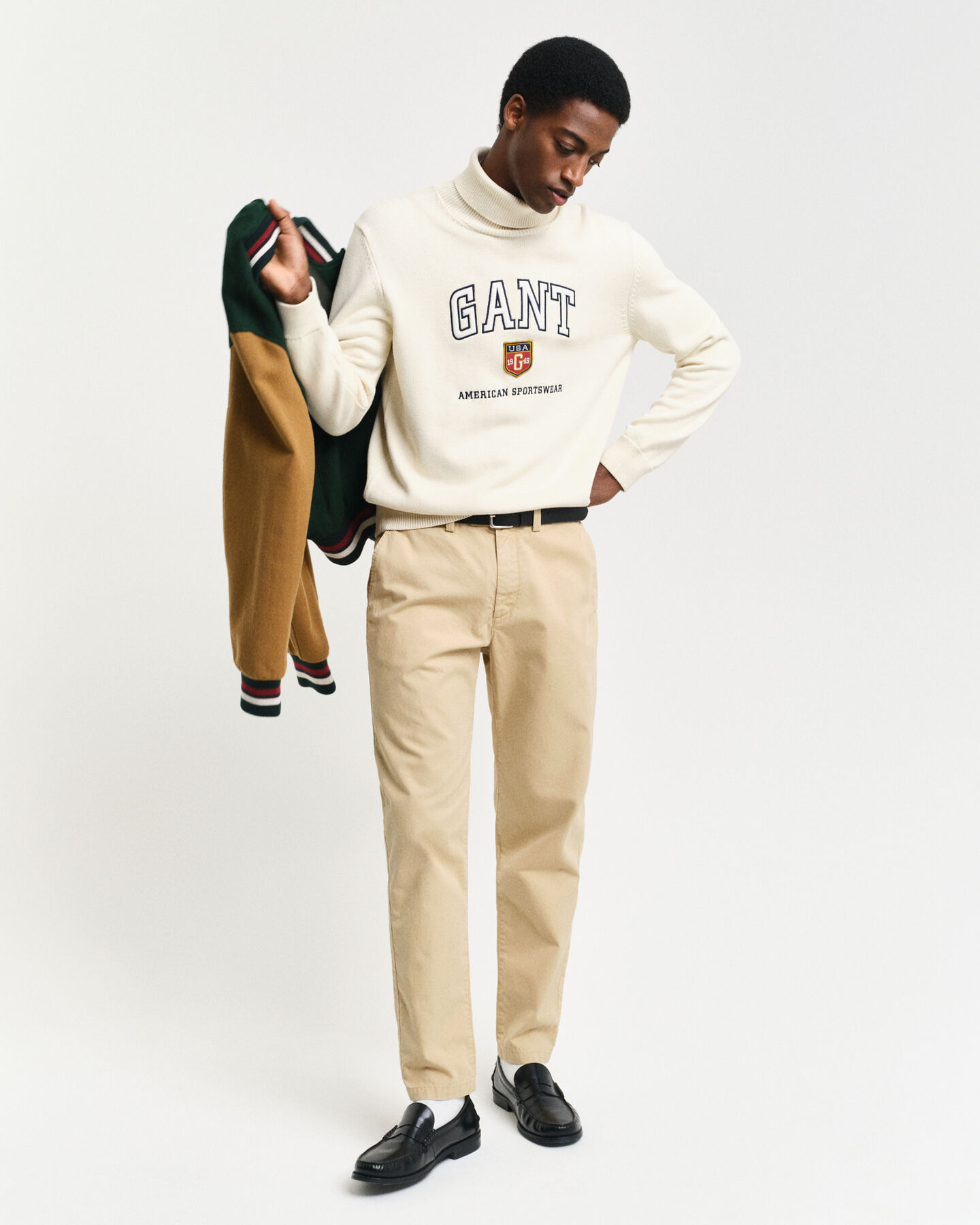 Regular Fit Tapered Canvas Chinos