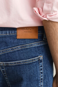 Slim Fit Clean Wash Jeans