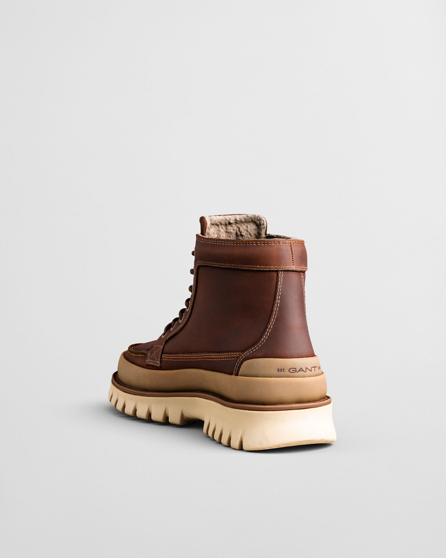 Nebrada Mid Leather Boots