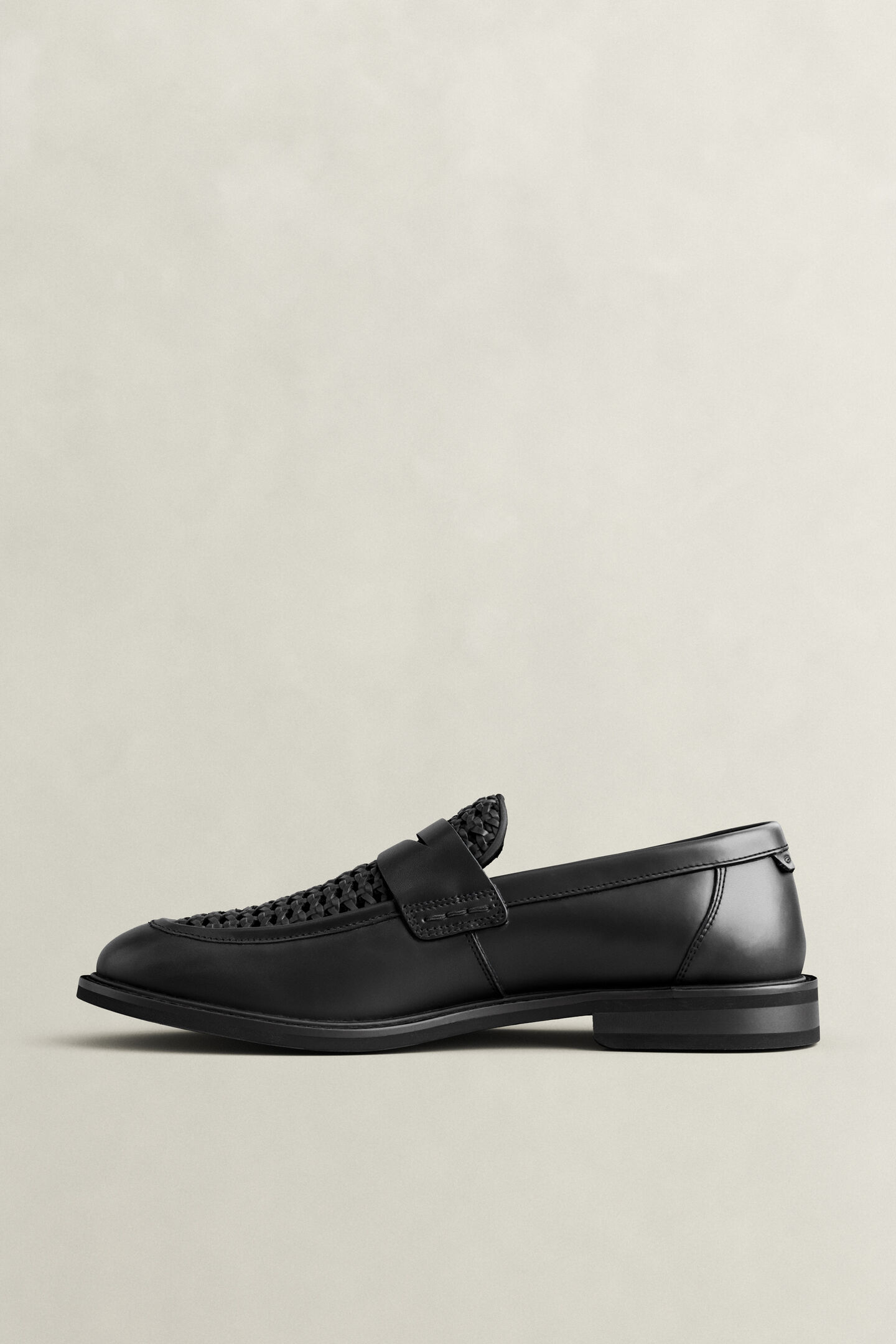 Lozham Laced Loafers