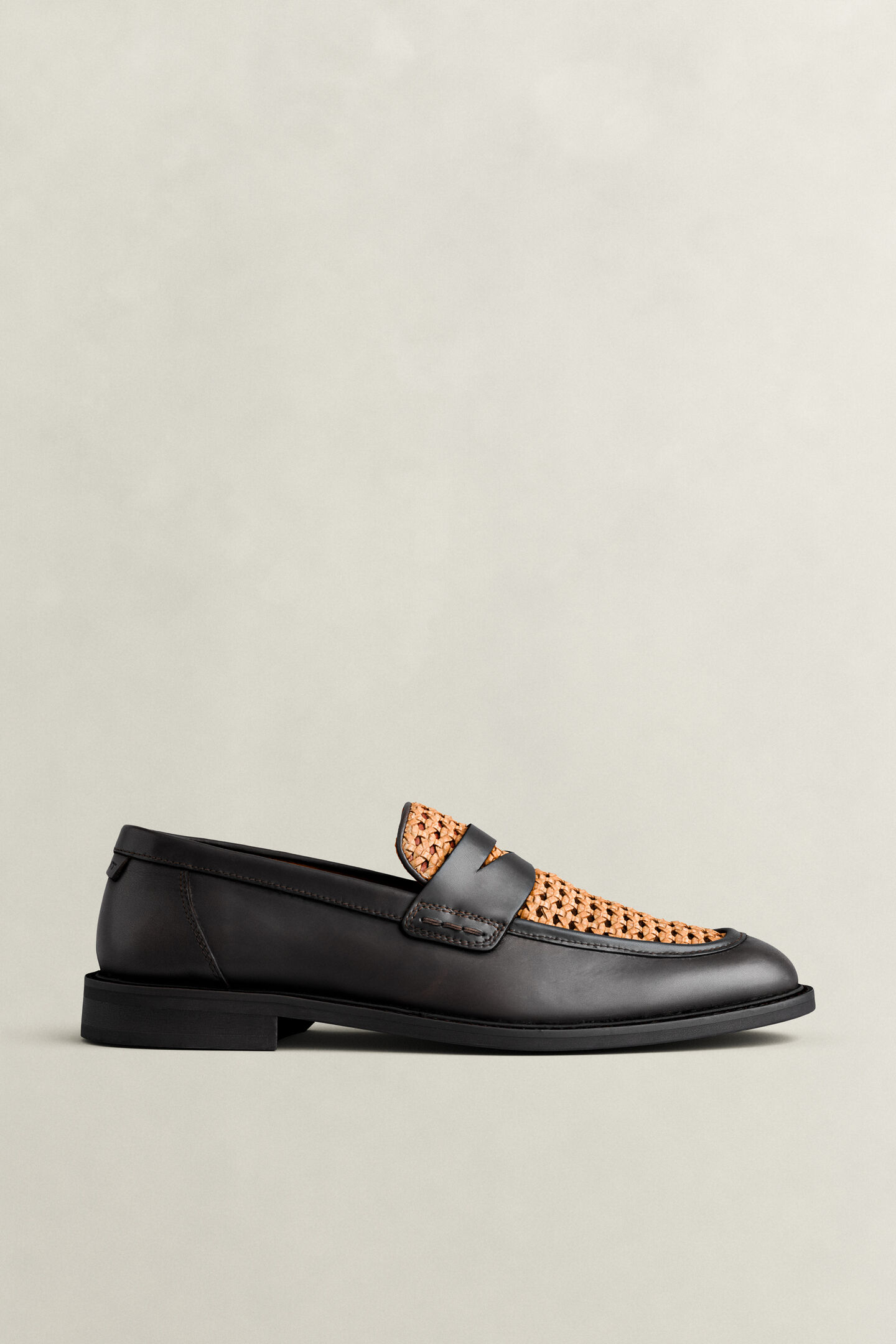 Lozham Laced Loafers