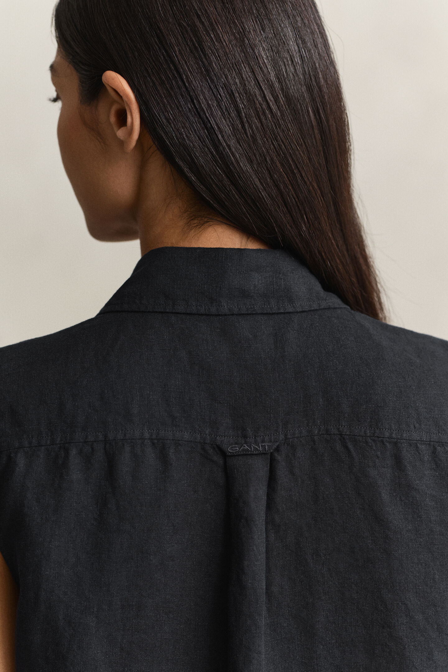 Sleeveless Linen Shirt