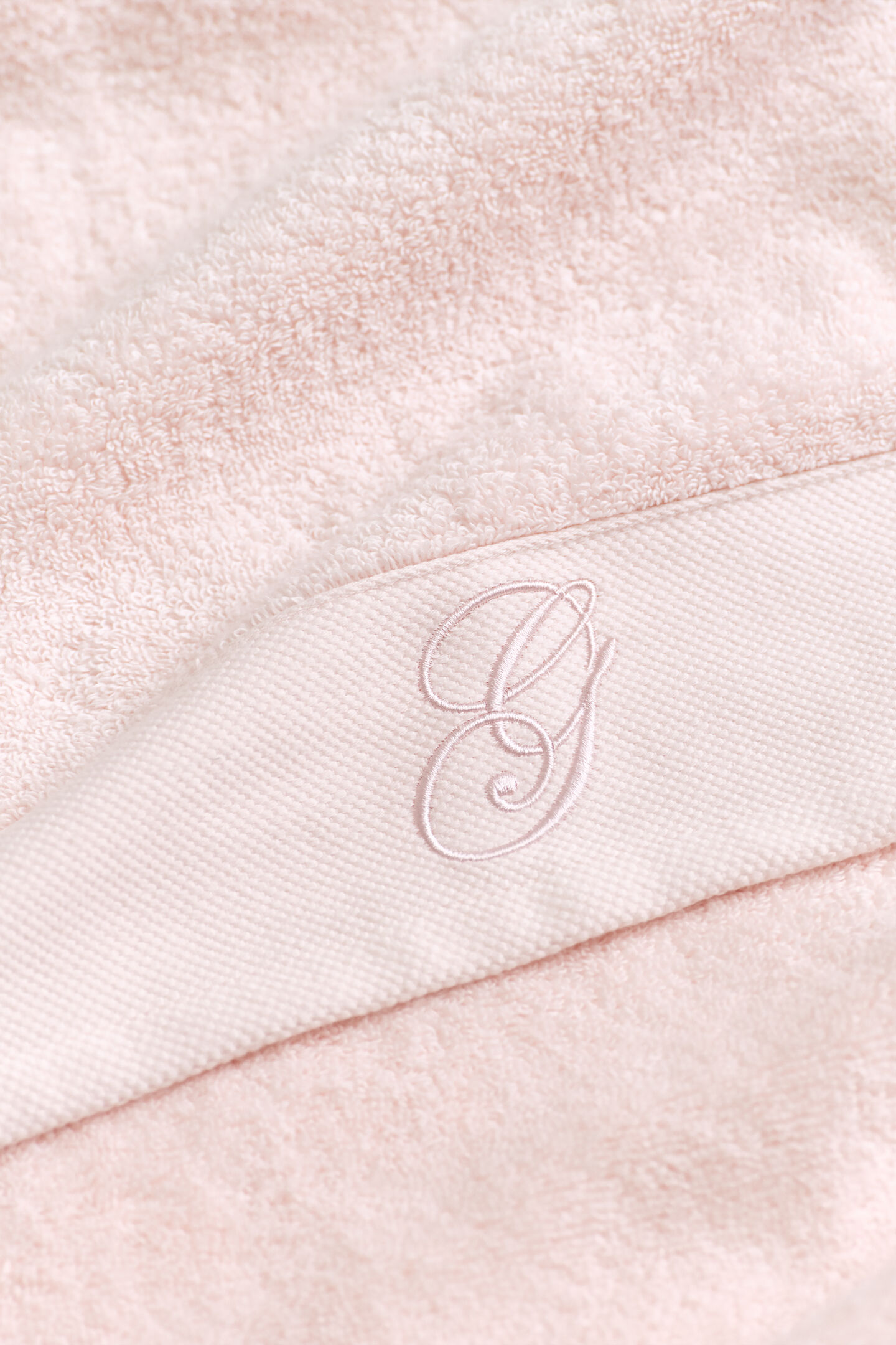 Embroidered Towel 70X140