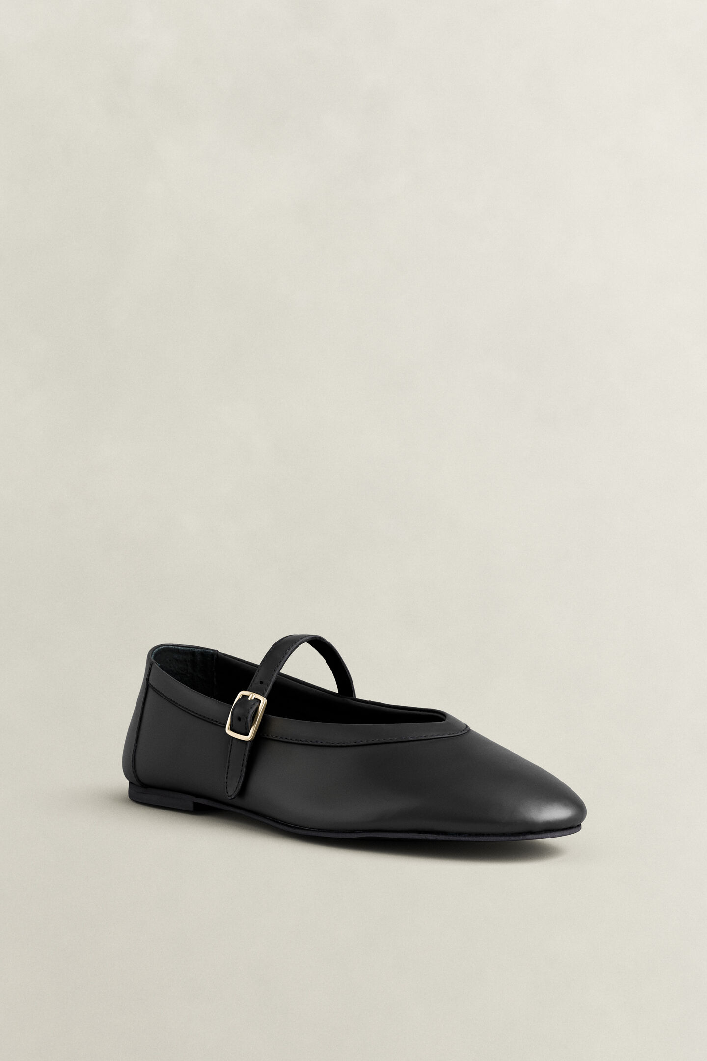 Chadii Leather Ballet Flats