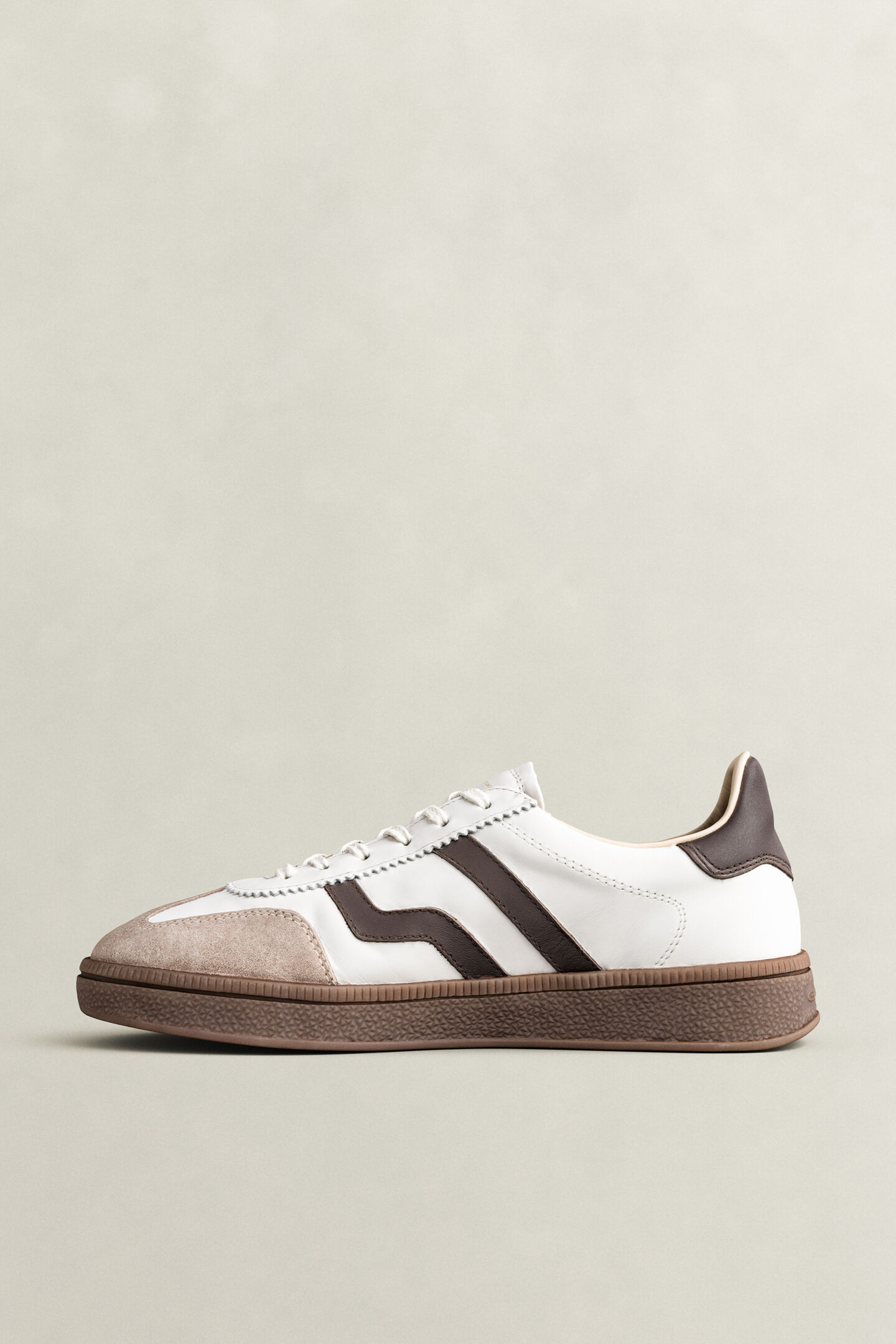 Cuzima Leather Sneakers