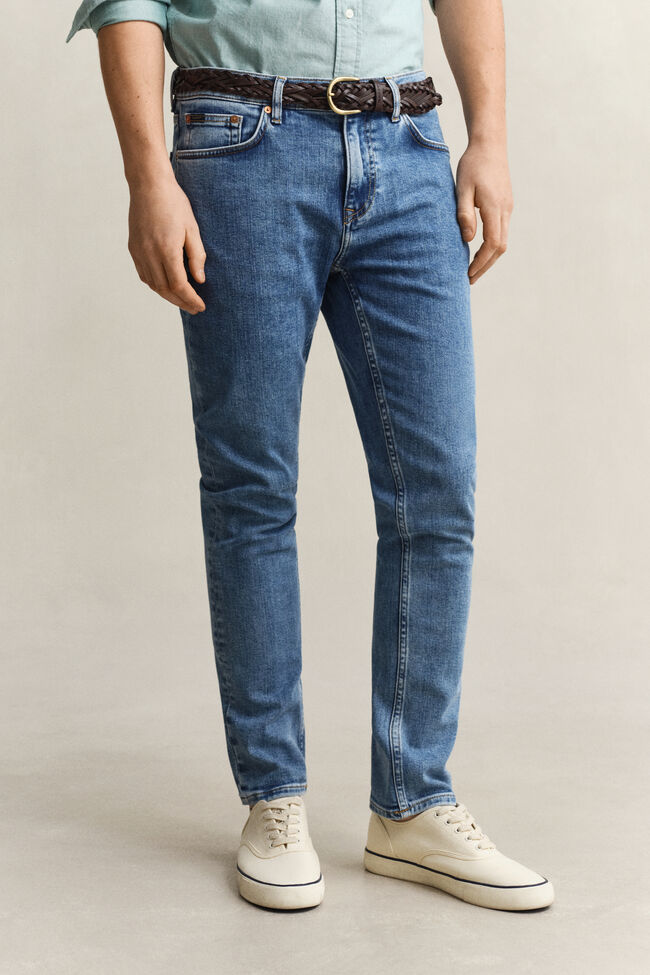 Slim Fit Clean Wash Jeans