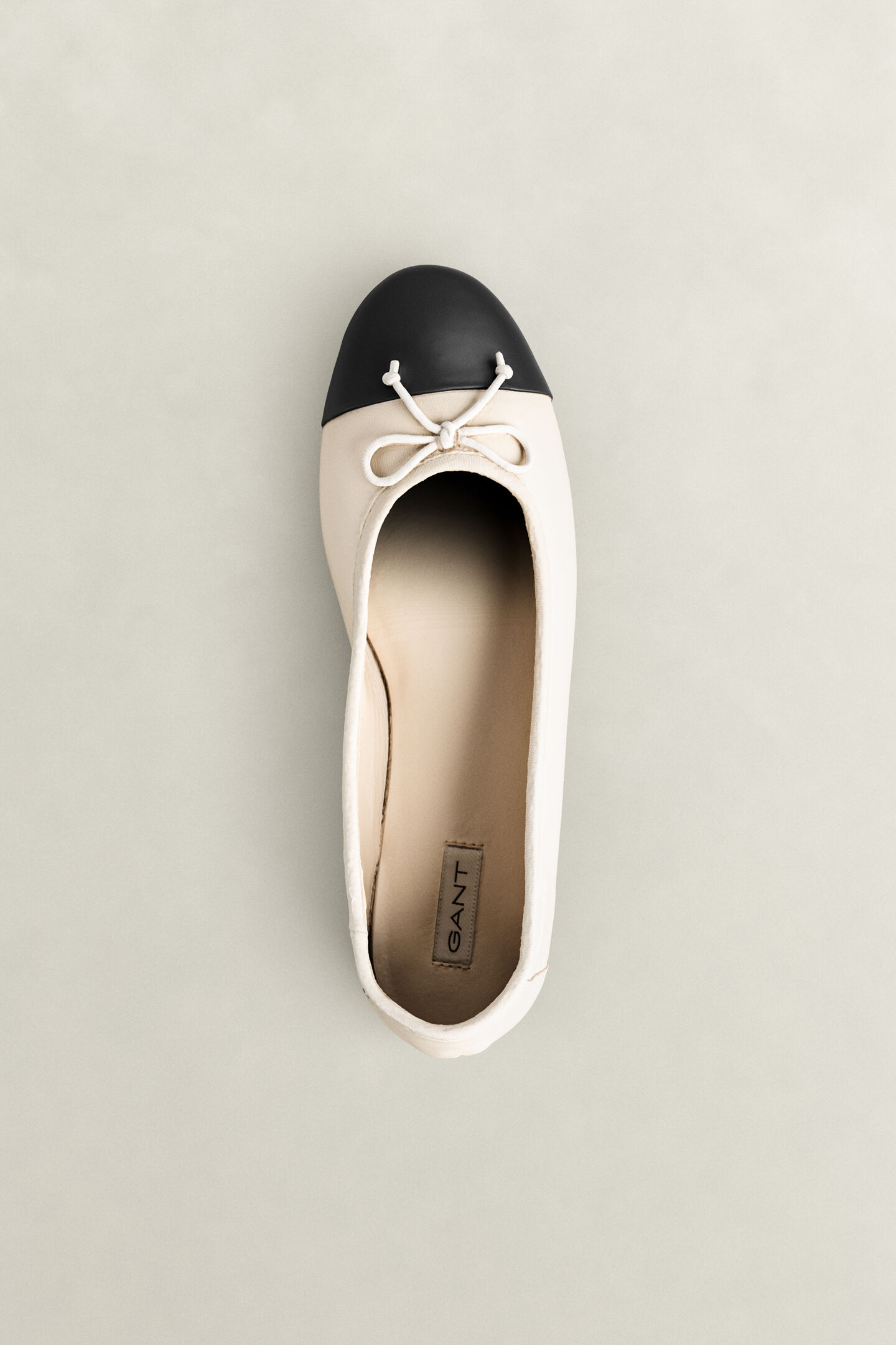 Chadii Leather Ballet Flats