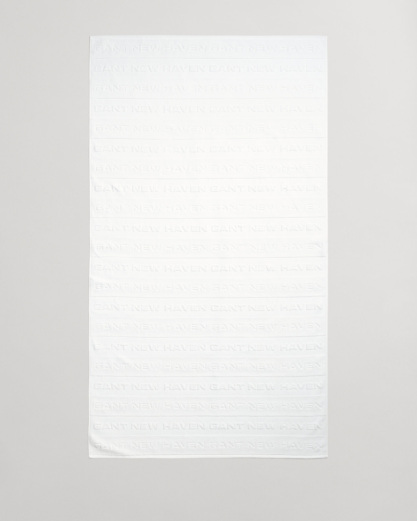 GANT New Haven Jacquard Beach Towel