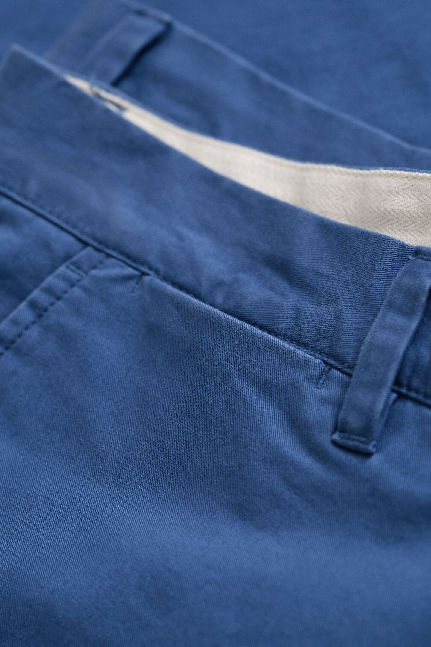 Regular Fit Classic Chinos