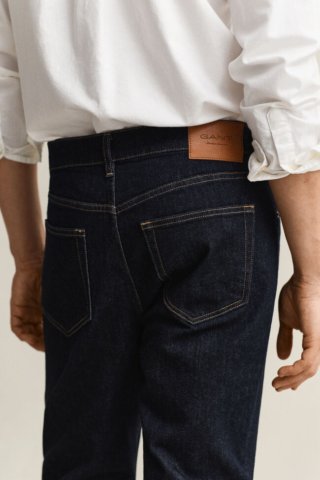 Slim Fit Clean Wash Jeans