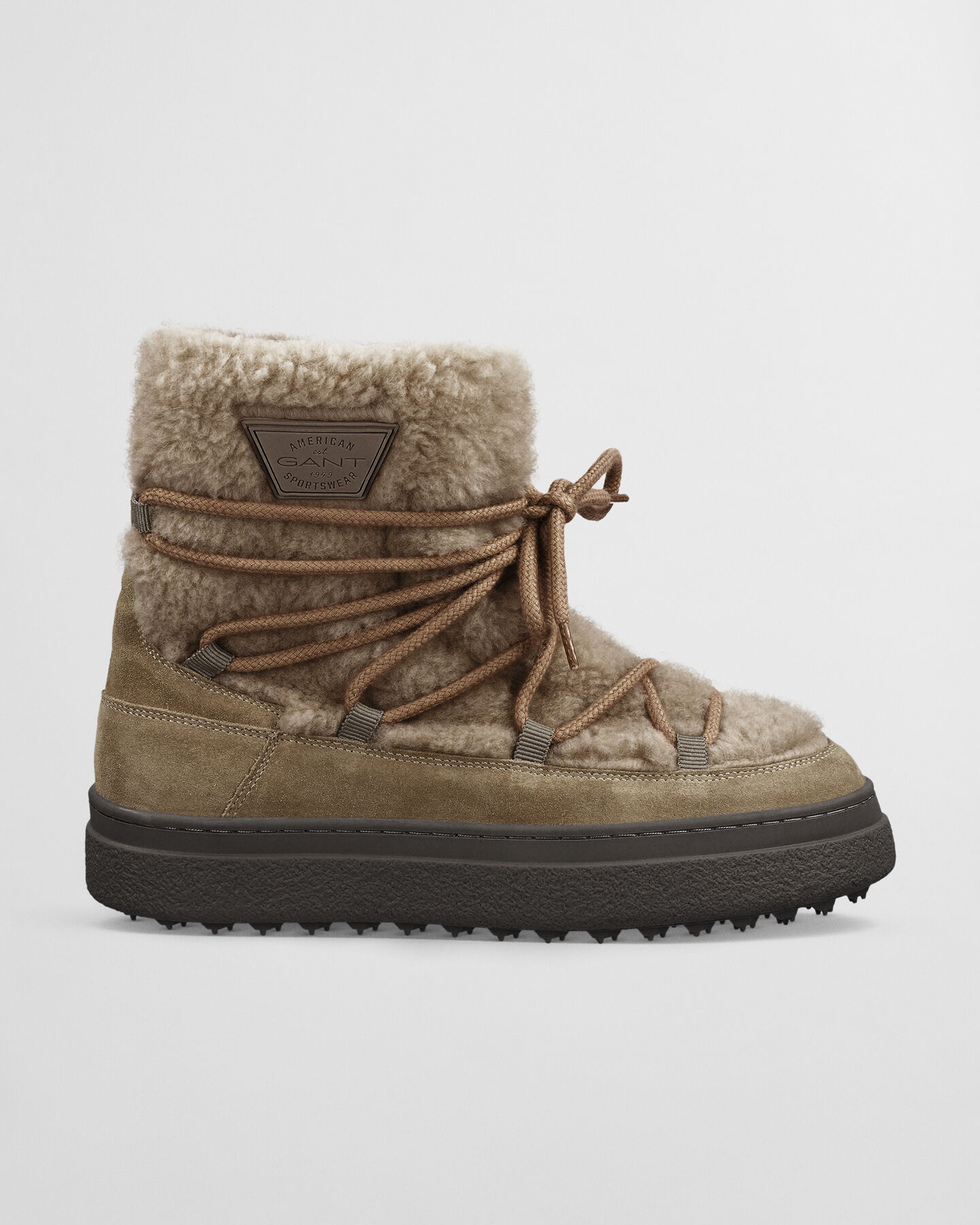 Snowhill Lace-Up Mid Boots
