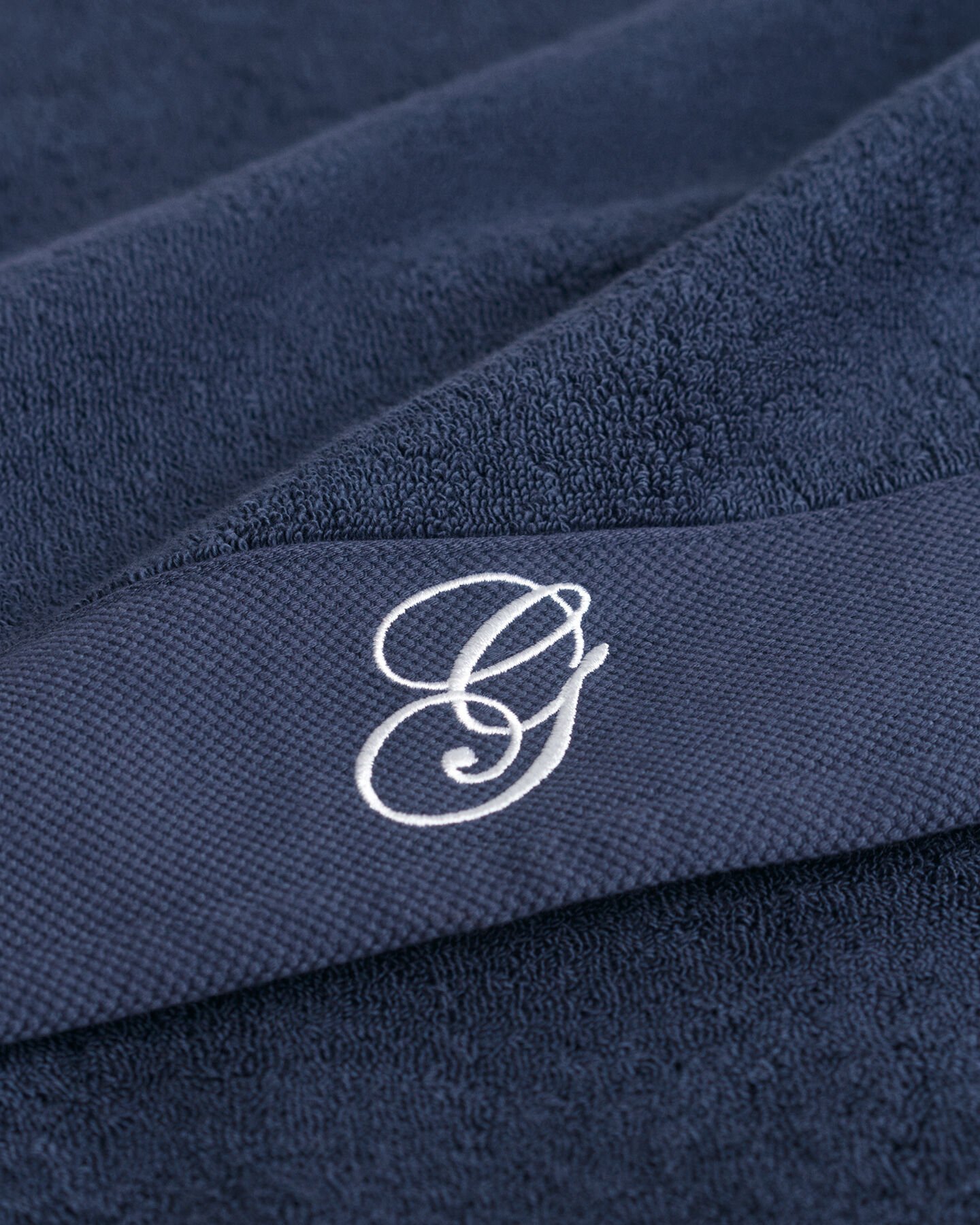 Embroidered Towel 70X140