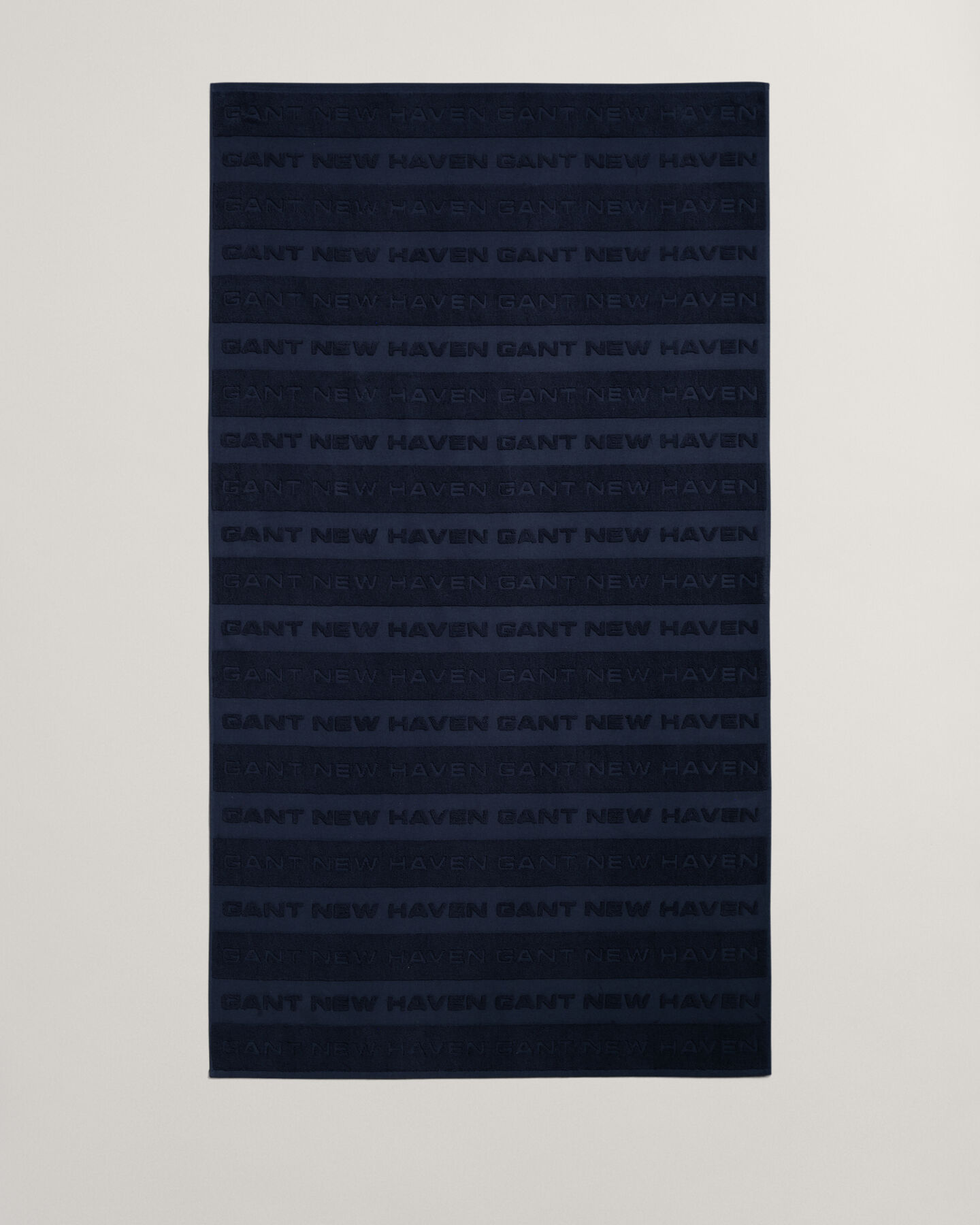 GANT New Haven Jacquard Beach Towel
