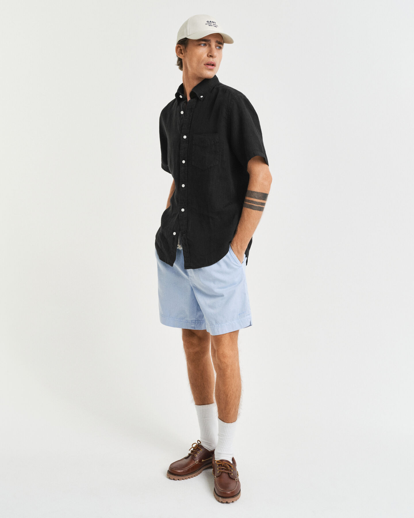 Regular Fit Garment-Dyed Linen Short Sleeve Shirt